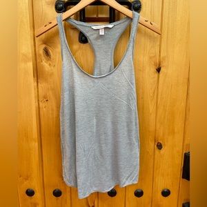Victoria sleep tank size medium